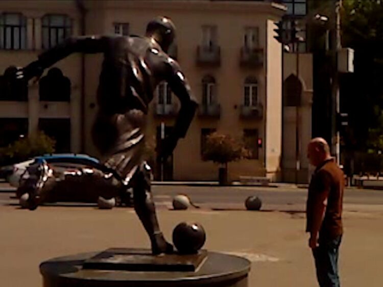 Dry Leaf Trailer: Alexandre Koberidze Finds Beauty Through a 2008 Sony Ericsson Phone