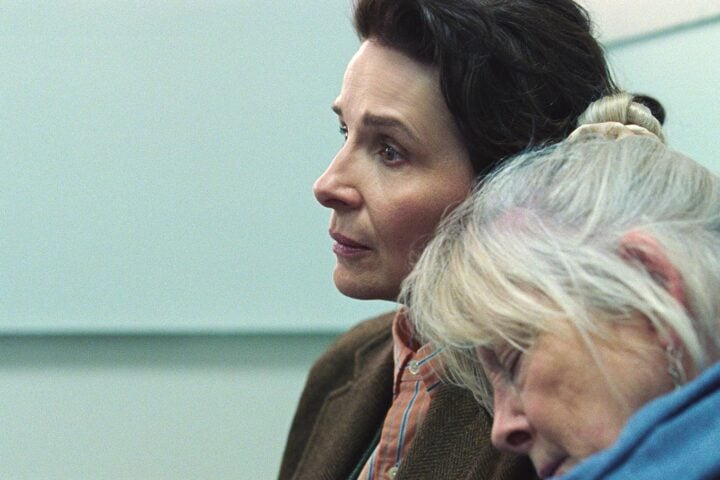 ‘Queen at Sea’ Review: A Wrenching, Brilliantly Acted Tale of a Family Torn Apart by Dementia