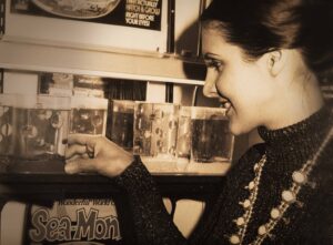 AMAZING LIVE SEA MONKEYS