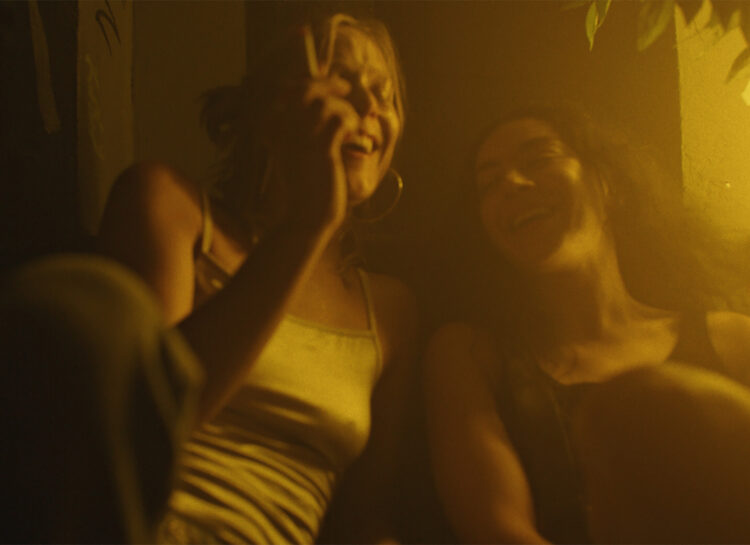 Erupcja Review: A Fateful Romantic Timebomb Erupts