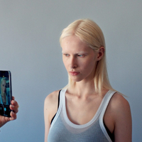 Diagonale 2026 Review: WHITE SNAIL Subverts Girl-Meets-Boy Into Anti-Romance