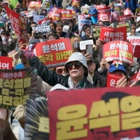 THE SEOUL GUARDIANS Review: Fighting for Democracy in South Korea