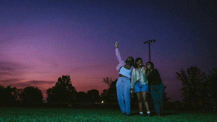 Dreams in Nightmares Review: Shatara Michelle Ford’s Sophomore Feature is a Cathartic Work of Healing and Beauty